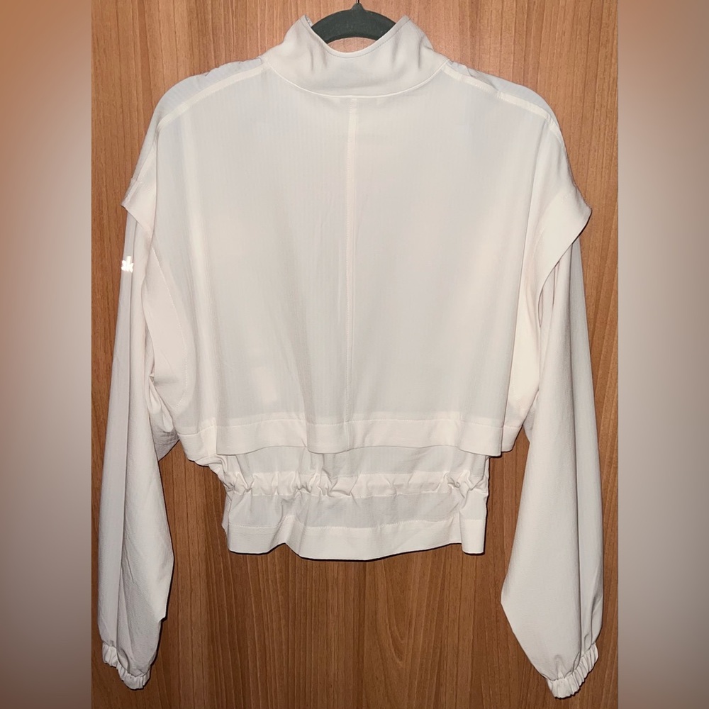 Alo Yoga Ready Set Jacket in Ivory - Picture 4 of 4